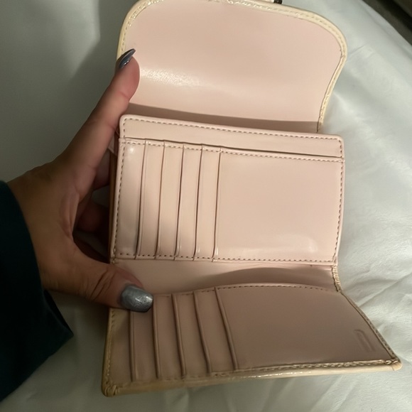 Wallet - Picture 3 of 5